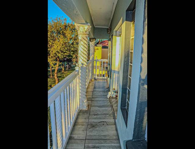 3 BEDROOM HOUSE FOR SALE IN VAN RIEBEECK PARK